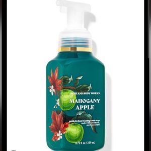 Mahogany Apple Bath & Body Works Foaming Hand Soap